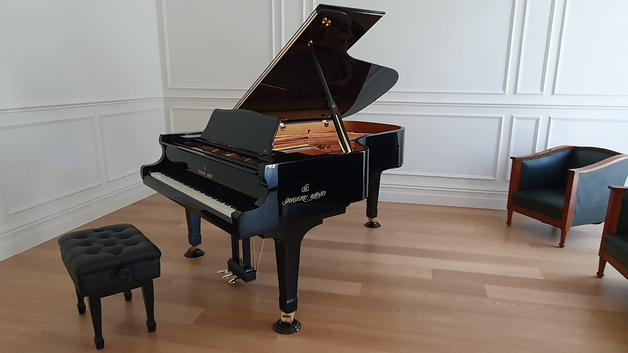 Powell Piano Removals Intro Image